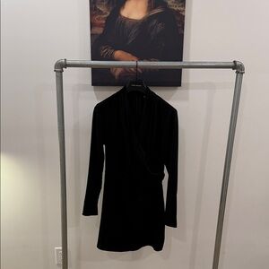 H&M Elegant Black Long Sleeve Dress